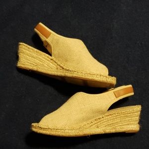 Adorable wedged espadrilles.